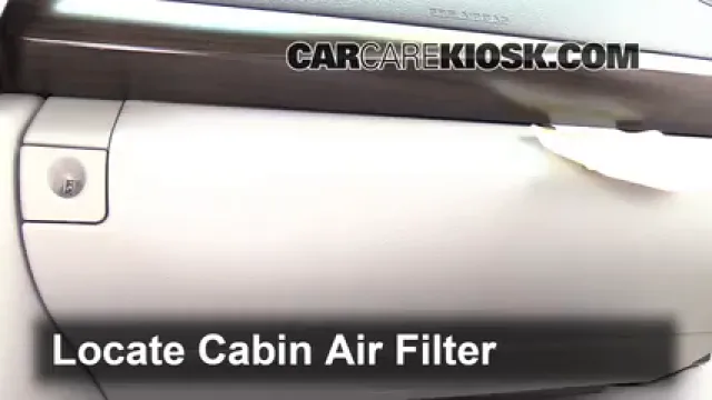 2015 Toyota Camry XLE 2.5L 4 Cyl. Filtre à air (intérieur) Changement